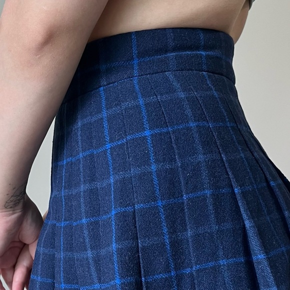 Plaid Print Wool Pleated Skirt - Picture 6 of 6
